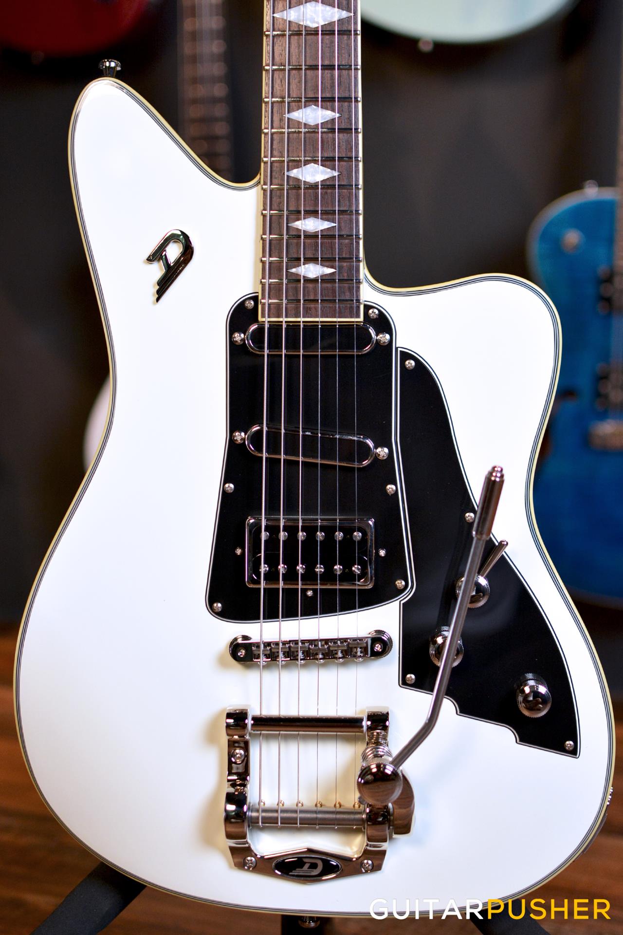 Duesenberg Guitars Paloma Electric Guitar (White) w/ Padded Gigbag