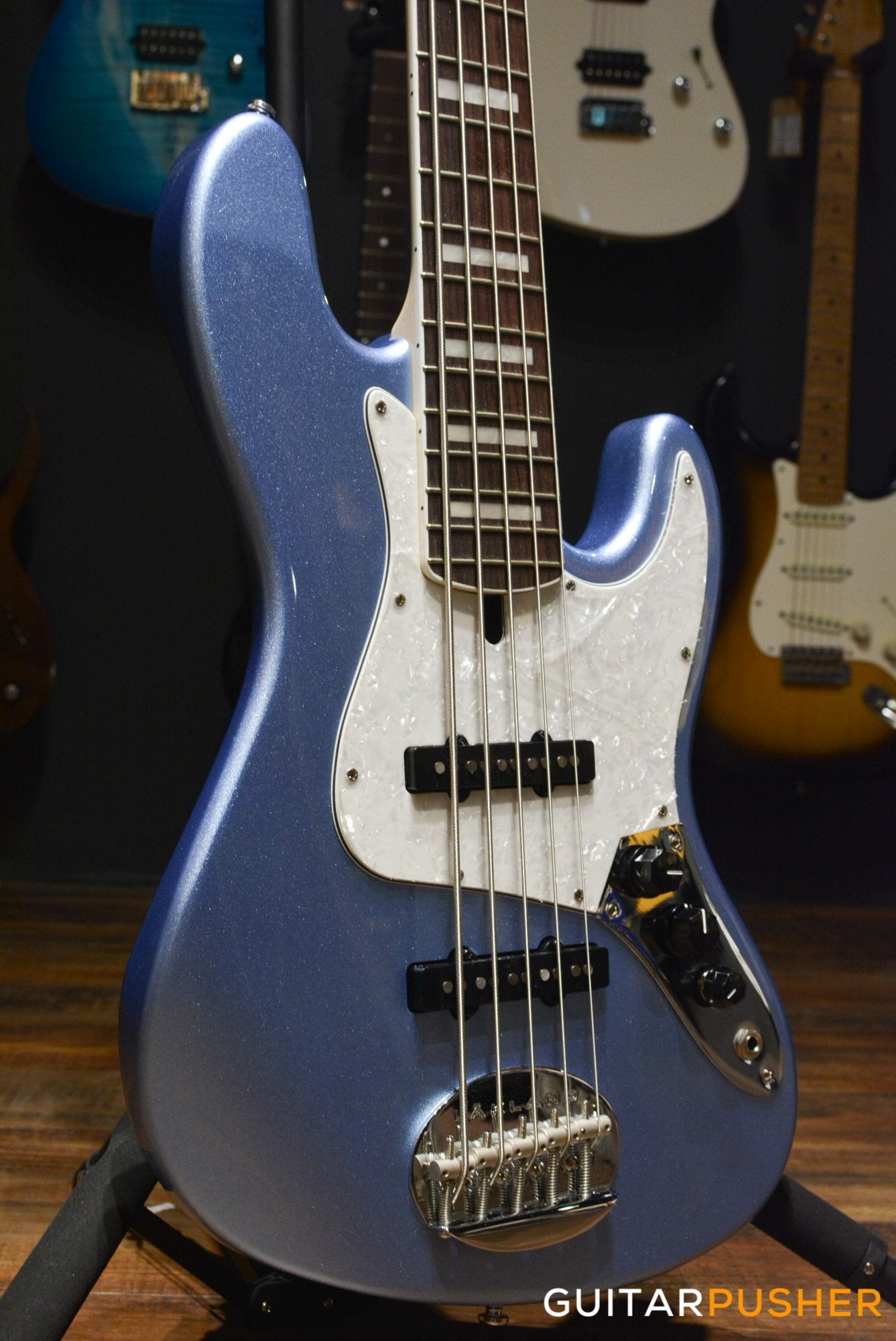 Lakland Skyline Series 55-60 "Vintage J" Custom 5-String Jazz Bass (Lake Placid Blue)