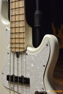 Lakland Skyline Series Darryl Jones DJ-4 4-String Signature Jazz Bass (Olympic White)