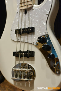 Lakland Skyline Series Darryl Jones DJ-4 4-String Signature Jazz Bass (Olympic White)