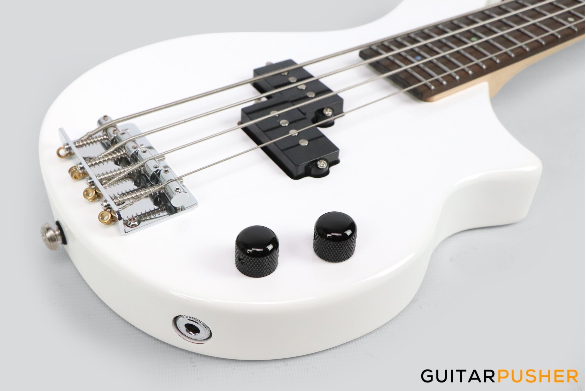 Tiny Boy Bass Monotone-2 Line Series 4-String PB Bass with Gigbag - White