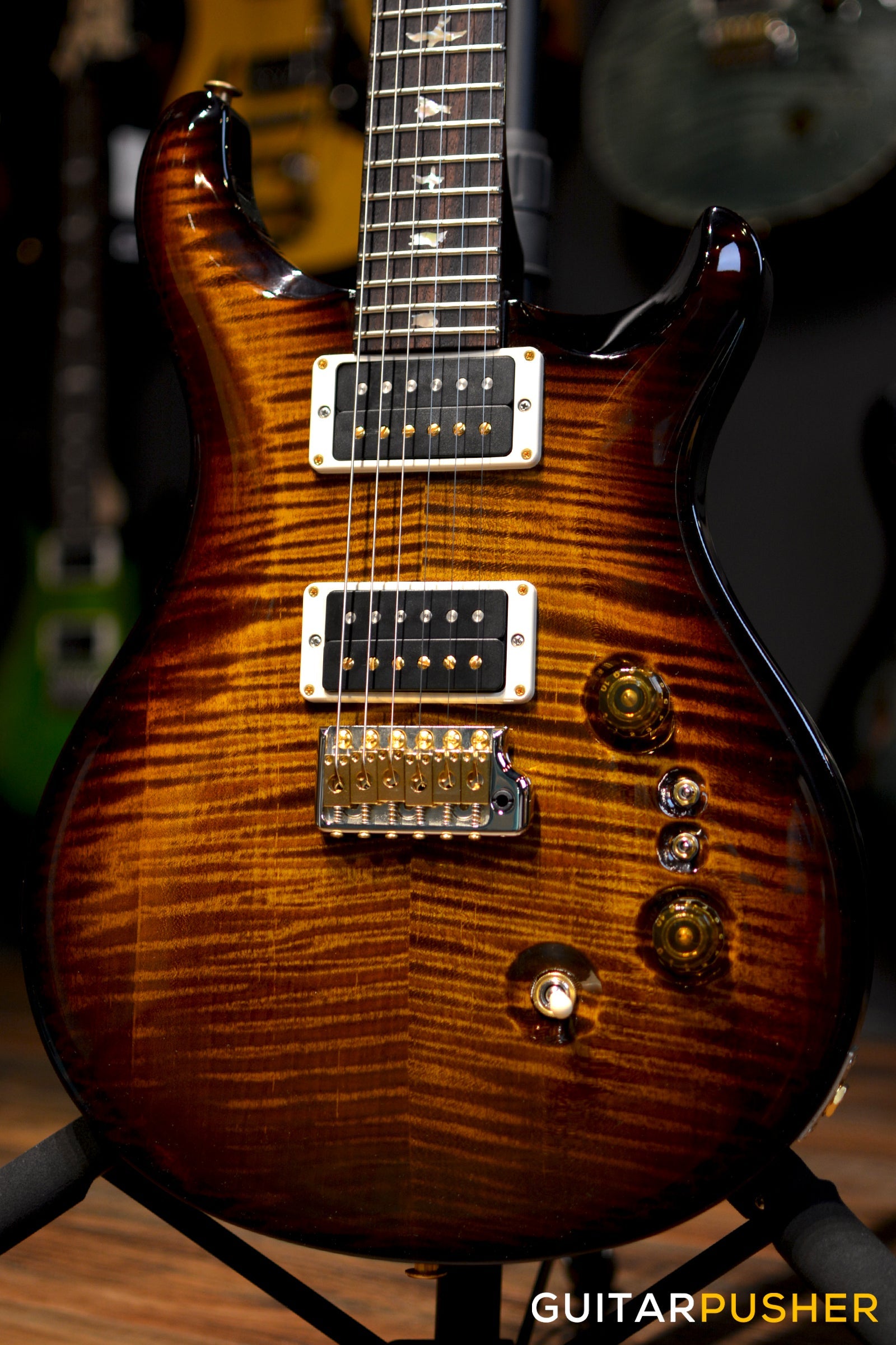 PRS Guitars USA 35th Anniversary Custom 24 Black Gold Burst 10-Top