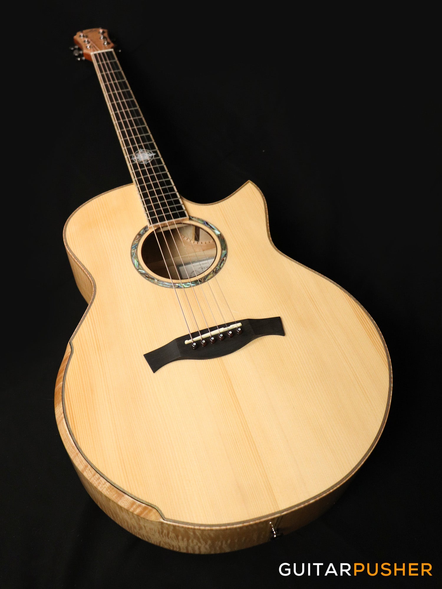 Maestro Custom Series Raffles-FM CSB A Adirondack Spruce/Flamed Maple