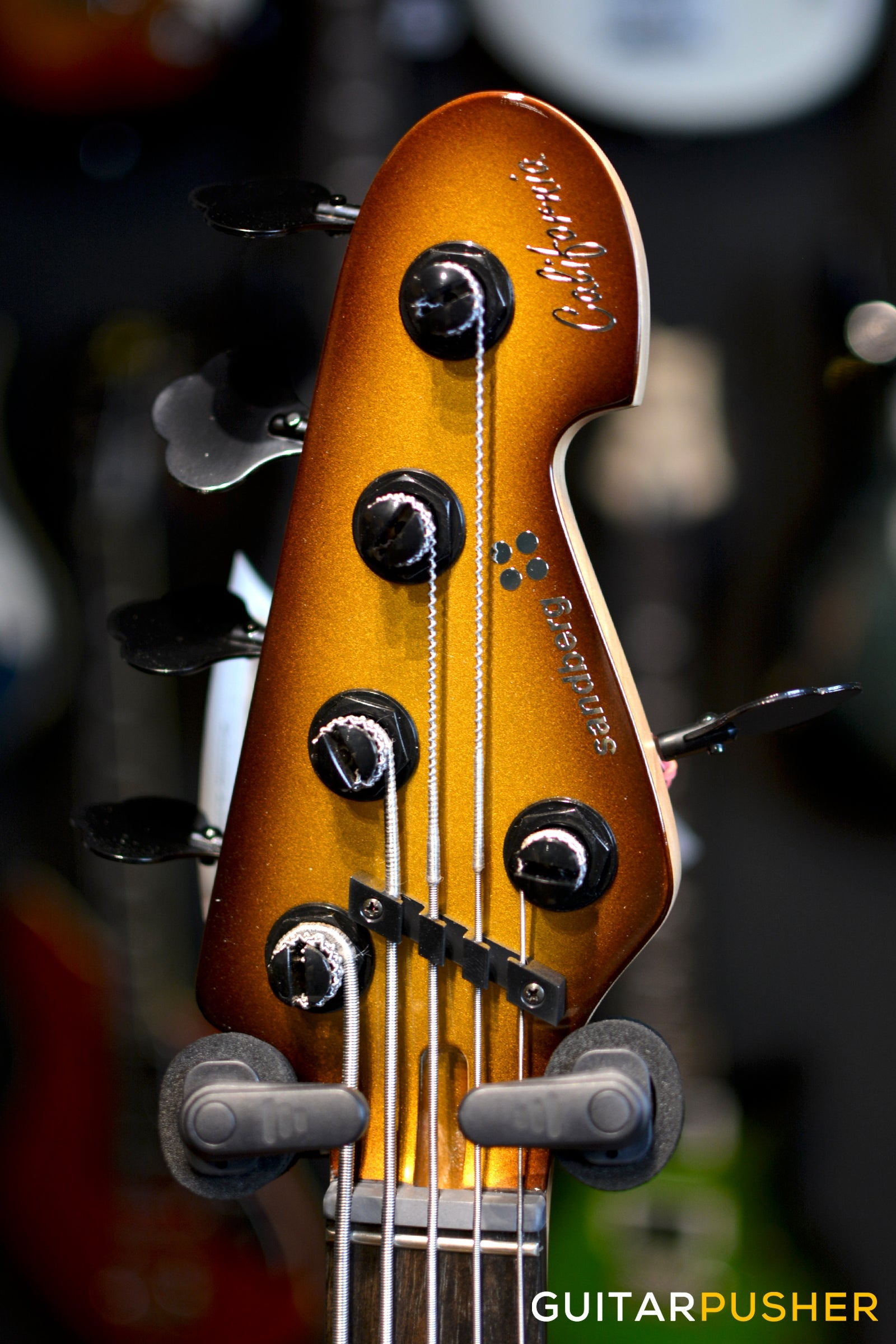 Sandberg California TT5 5-String J Bass - Goldburst