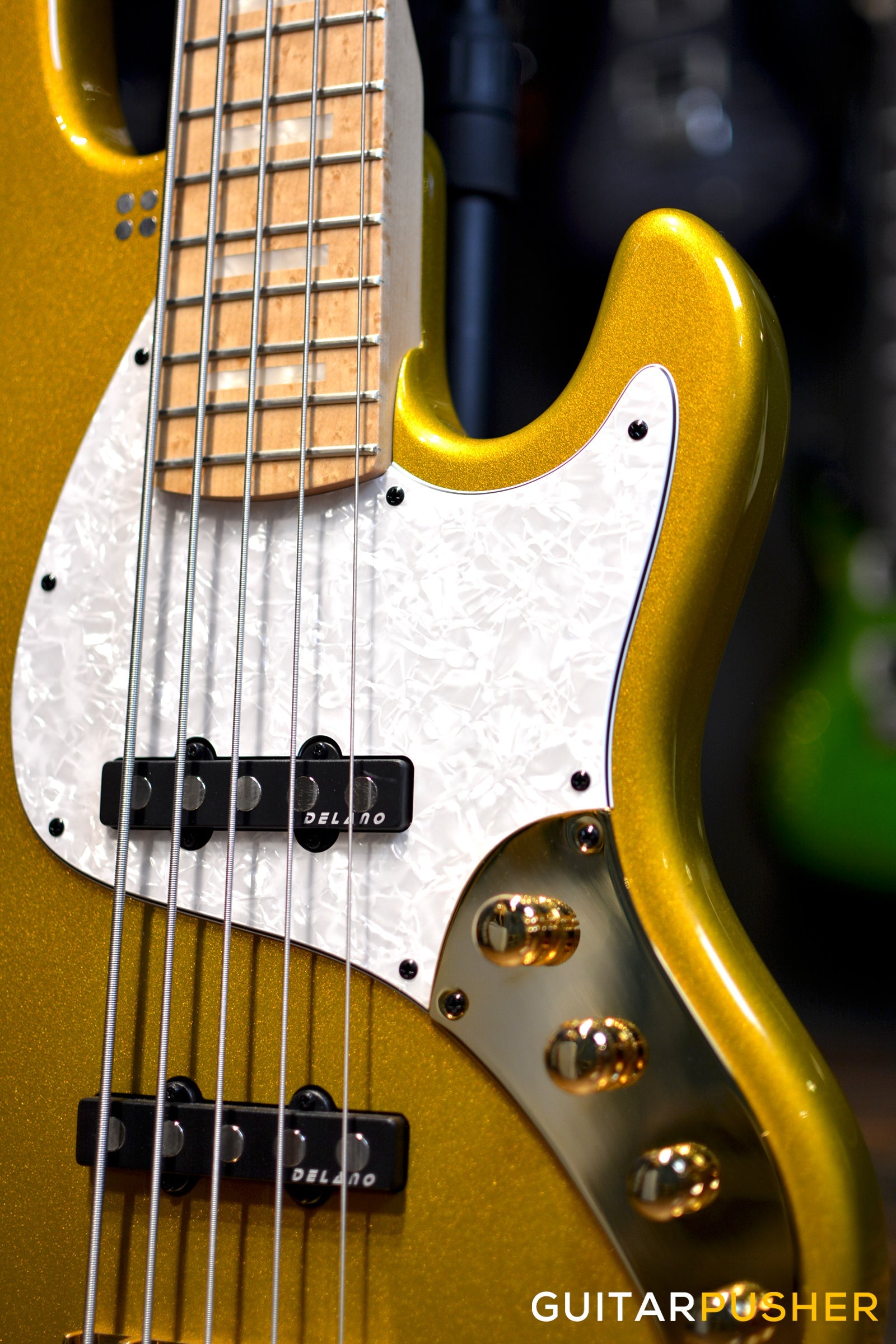 Sandberg California TT5 5-String J Bass - Gold