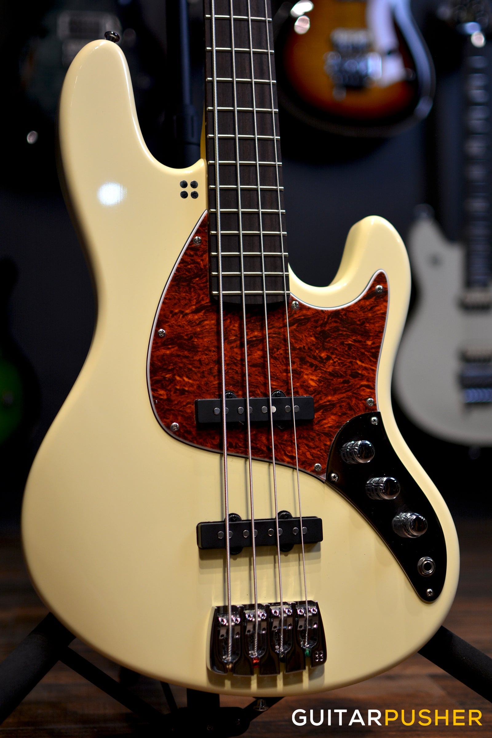 Sandberg Electra TT 4-String Bass - Cream