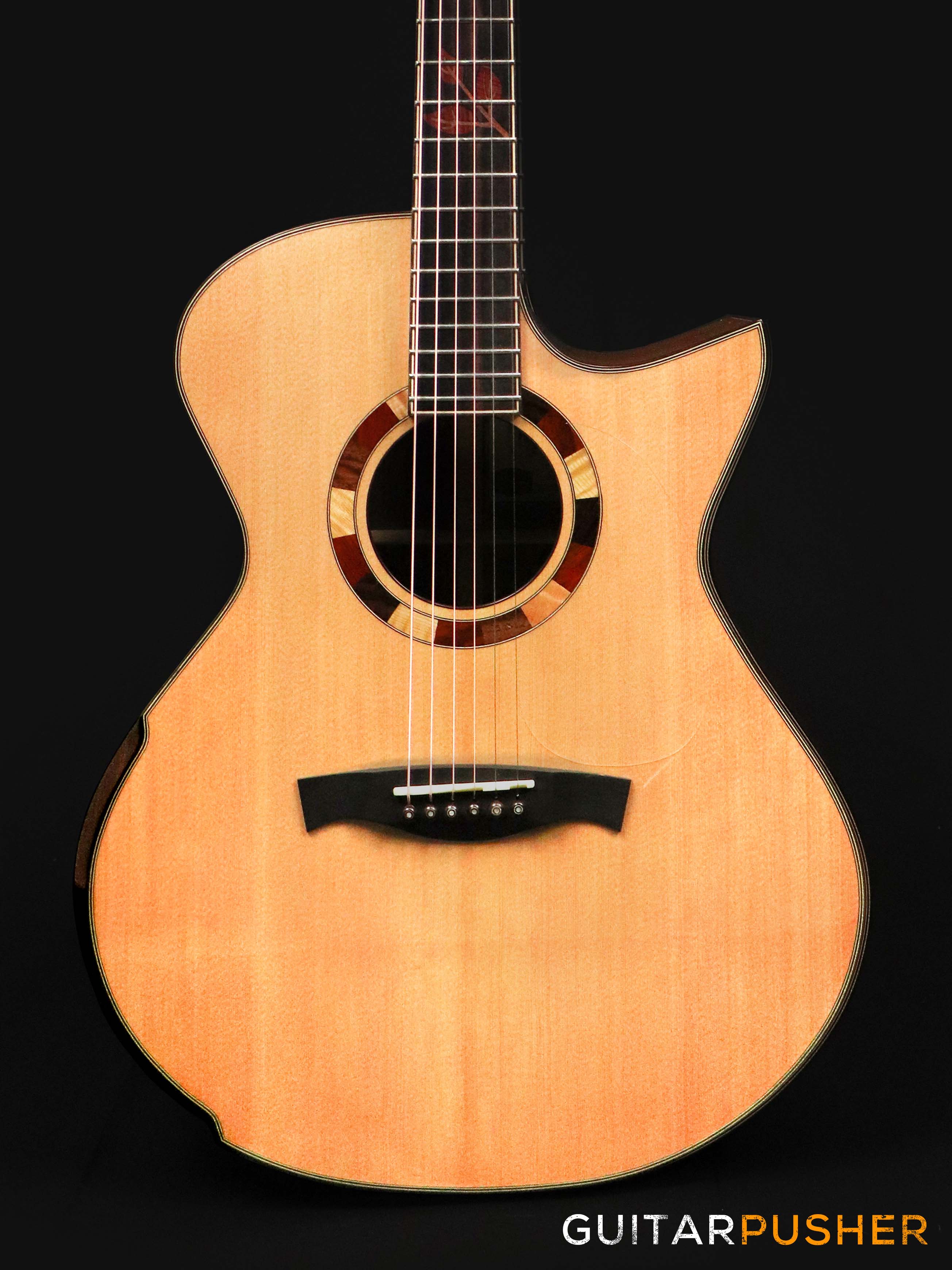 Maestro Custom Series Singa-OV CSB Sitka Spruce/African Ovangkol