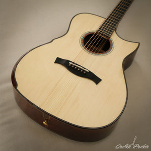 Maestro Custom Series Victoria-MR (Madagascar Rosewood) CSB